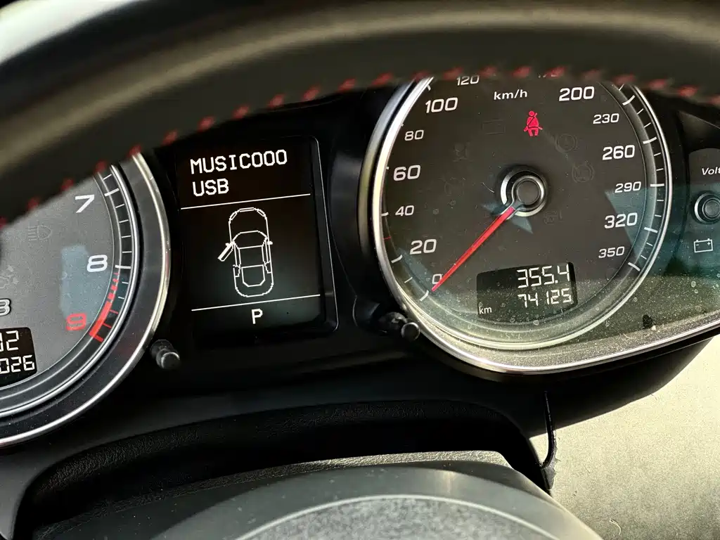 Audi R8 — миниатюра 14