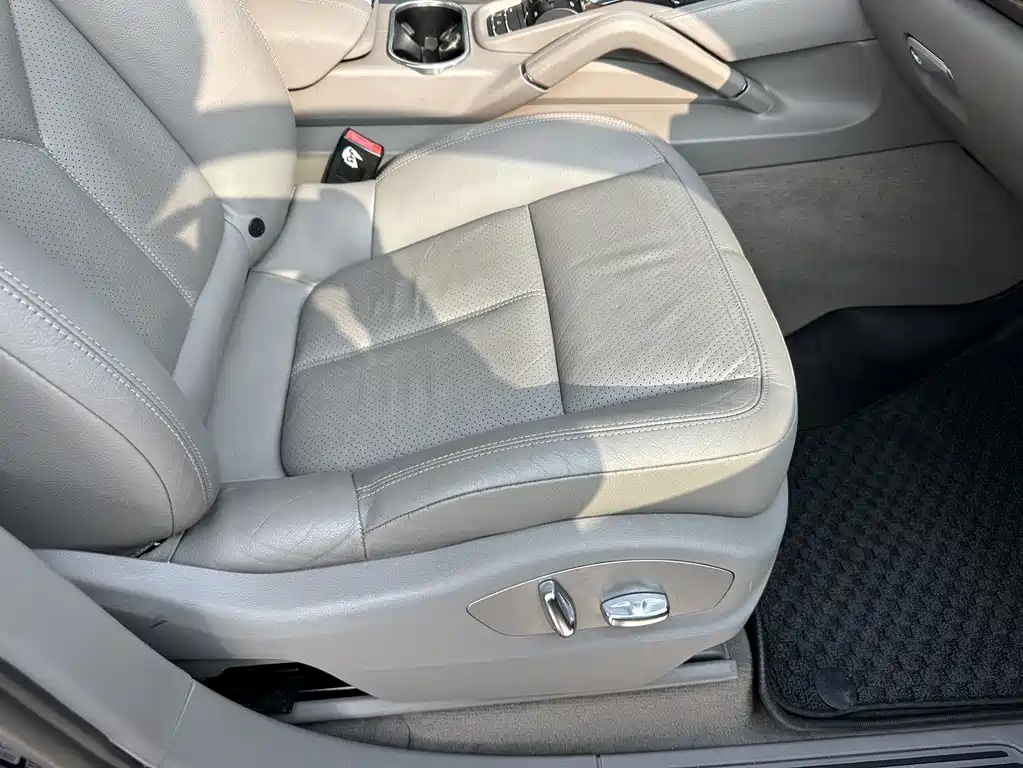 Porsche Cayenne 2011 Cayenne 3.0T