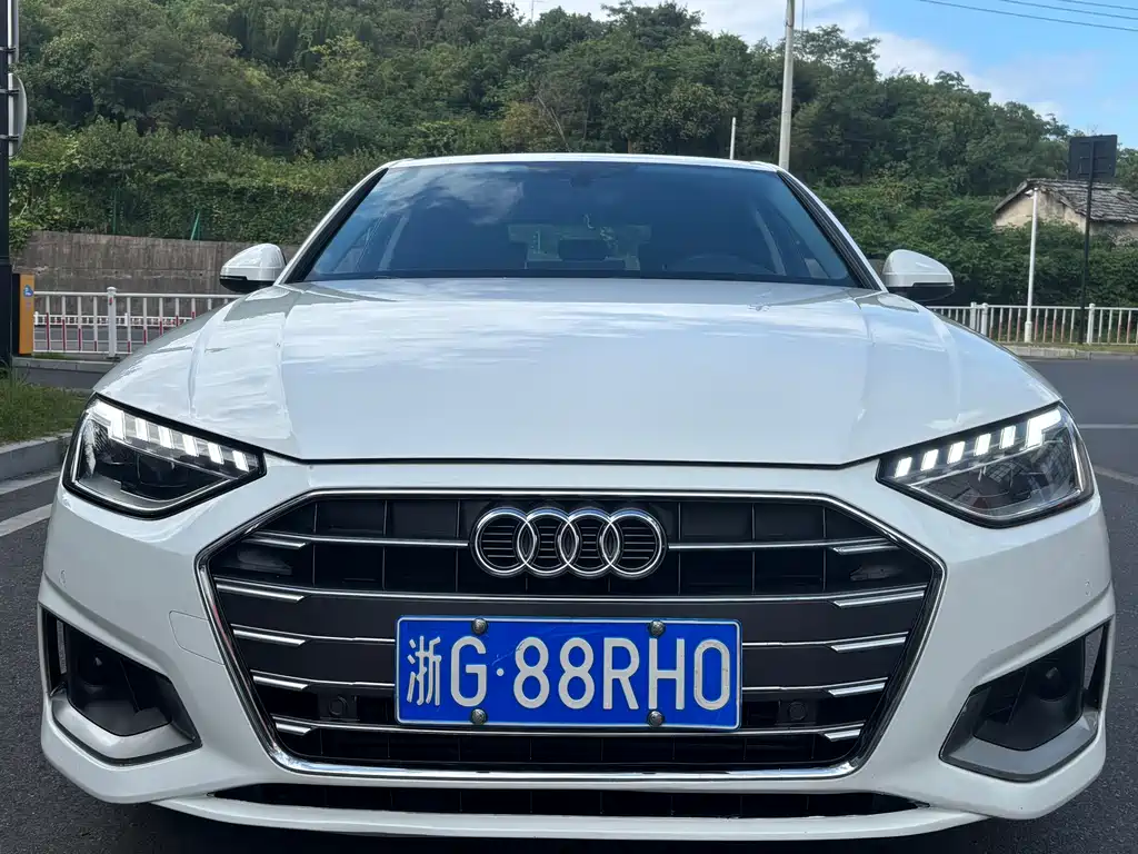 Audi A4L — миниатюра 2
