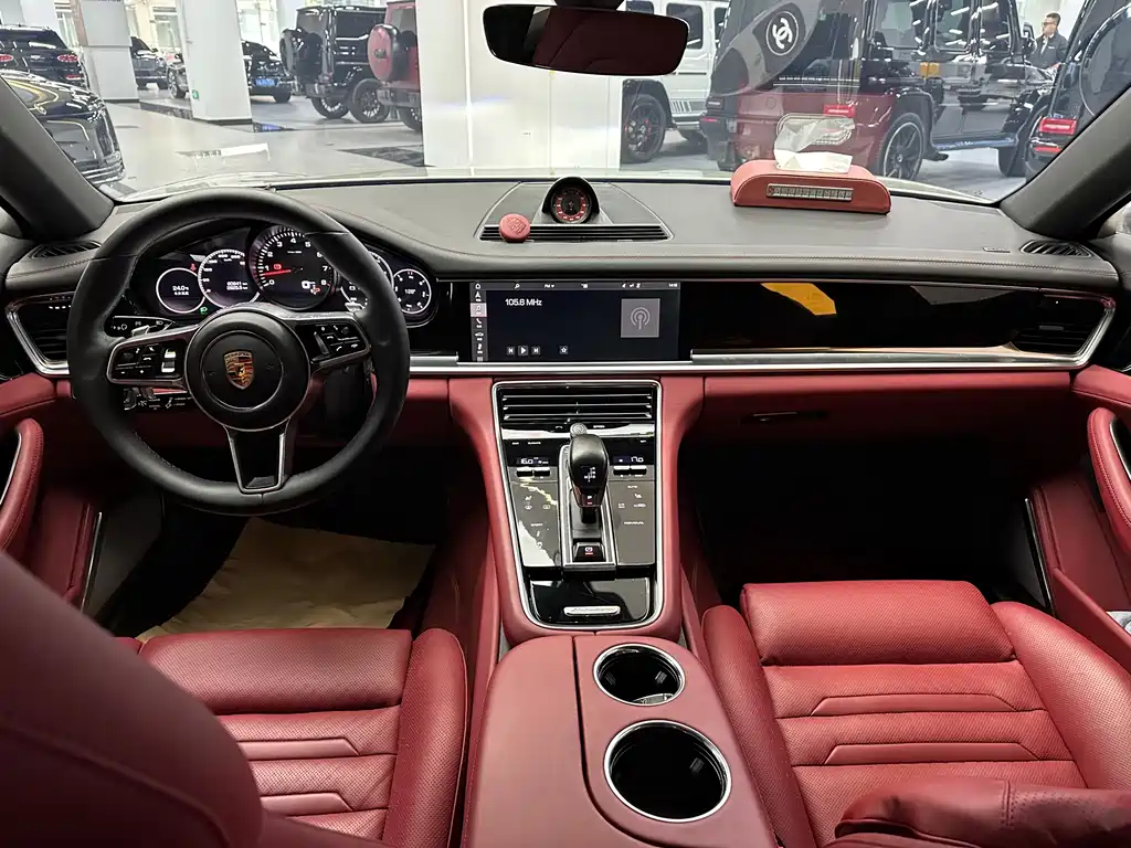 Porsche Panamera — миниатюра 10