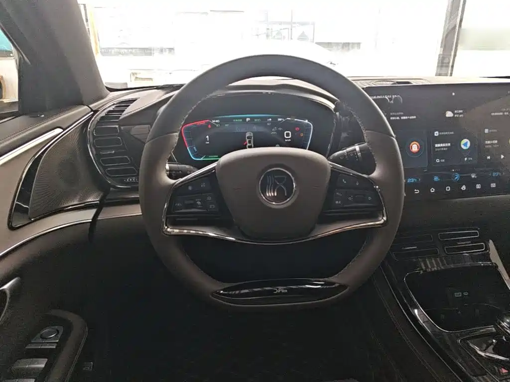 BYD Han — миниатюра 11