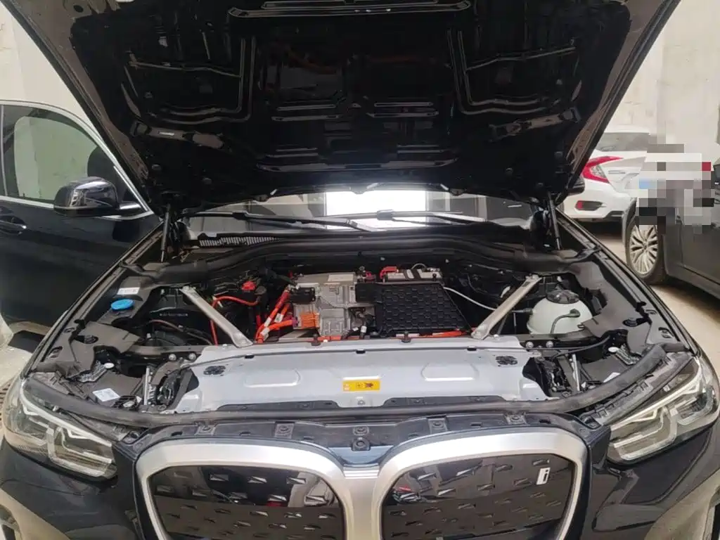 BMW iX3 — миниатюра 20