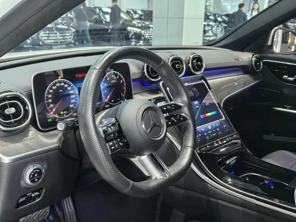 Mercedes-Benz C-Class — миниатюра 8