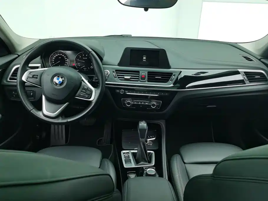 BMW 1 Series — миниатюра 12