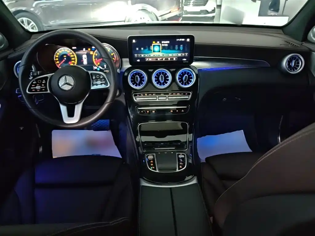 Mercedes-Benz GLC 2021 GLC 260 L 4MATIC