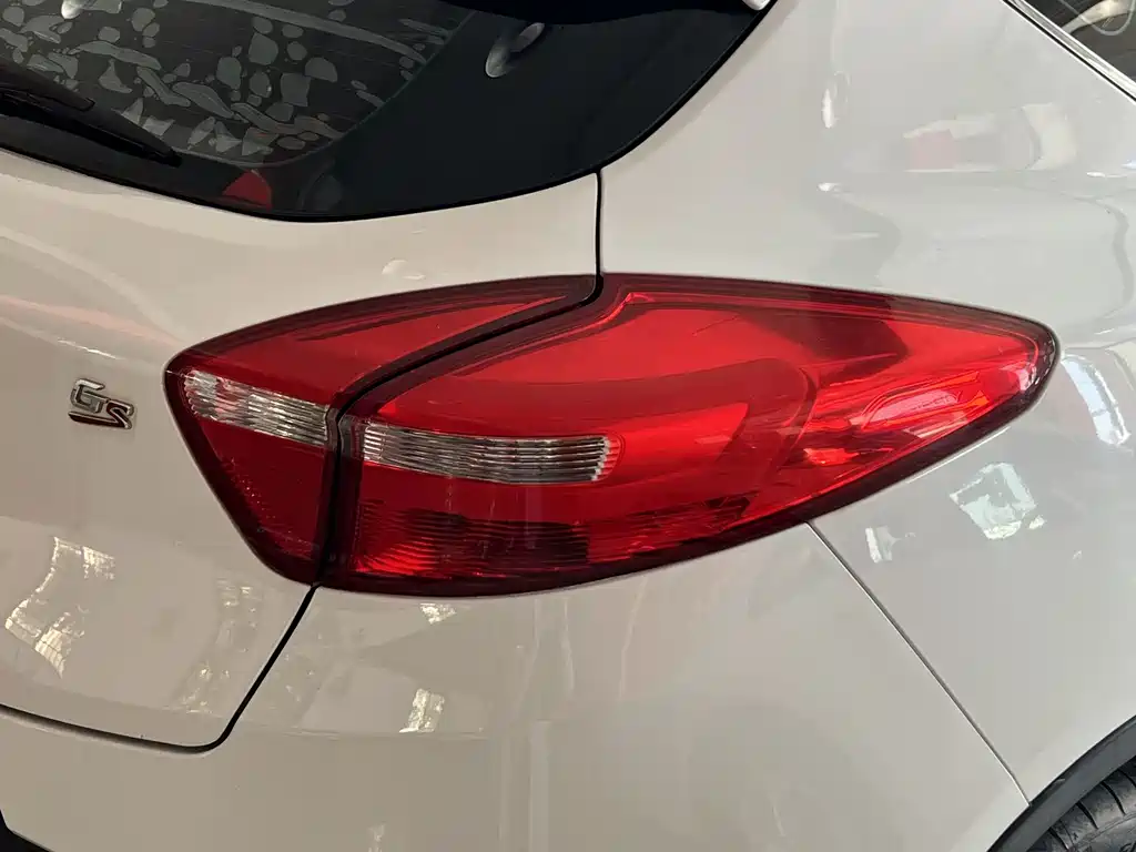 Geely Emgrand GS — миниатюра 16