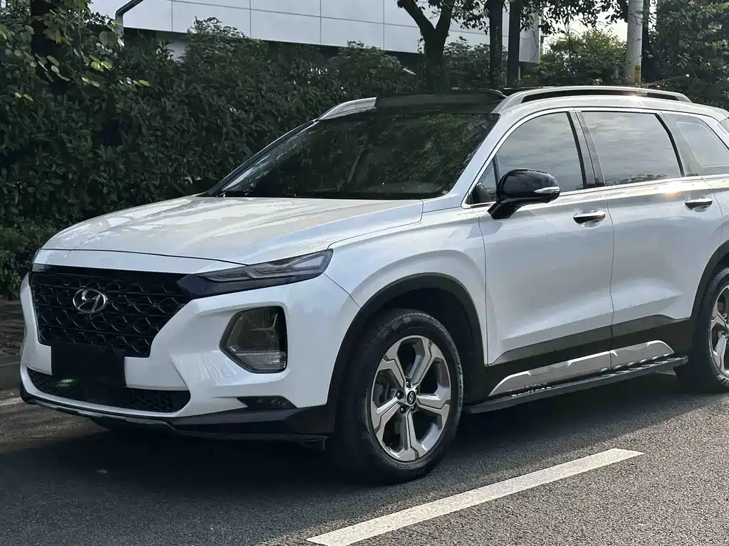 Hyundai Santa Fe — миниатюра 3