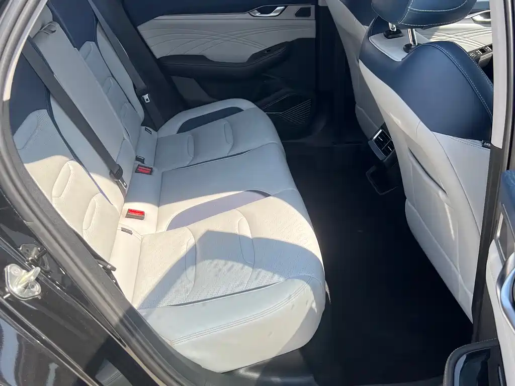 Geely Xingrui — миниатюра 14