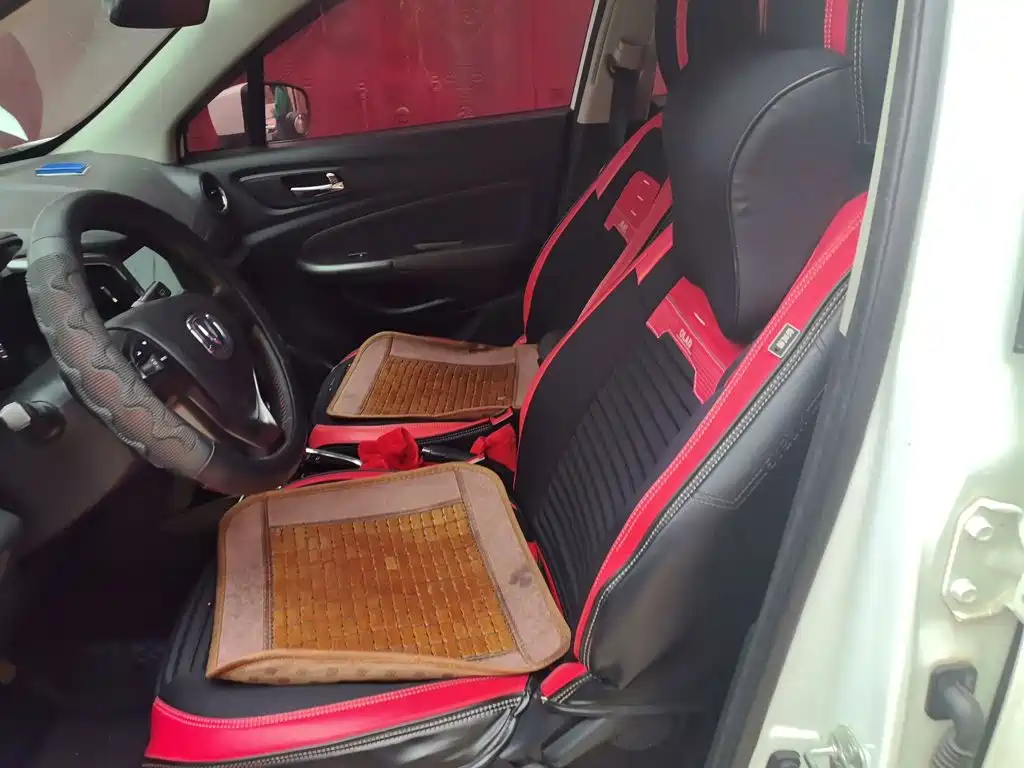 Changan CS15 — миниатюра 16