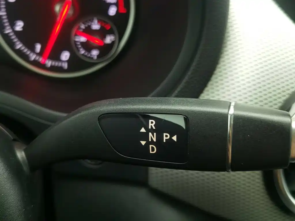 Mercedes-Benz B-Class — миниатюра 13