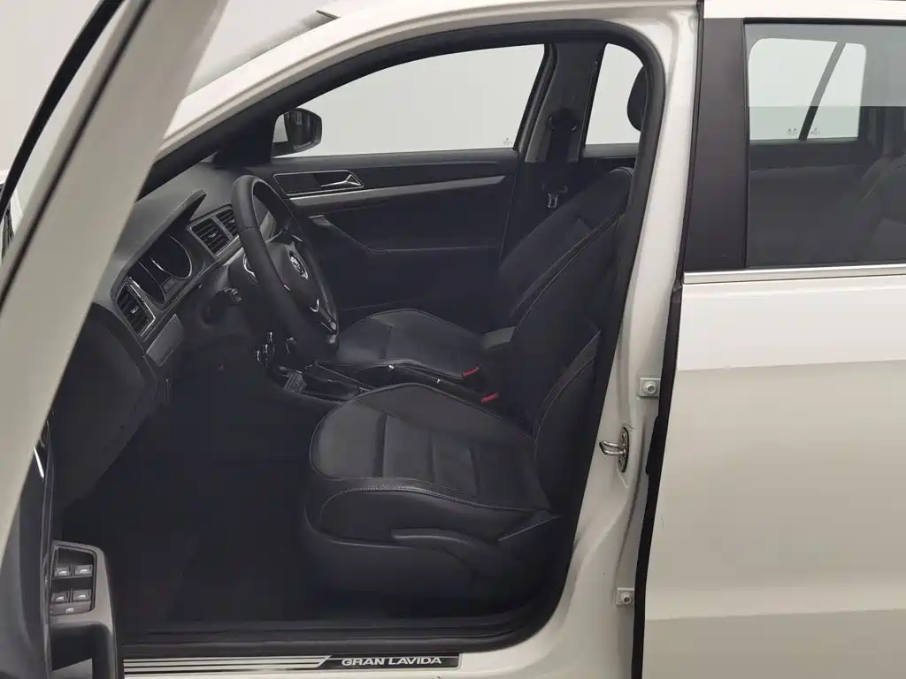 Volkswagen Gran Lavida — миниатюра 10