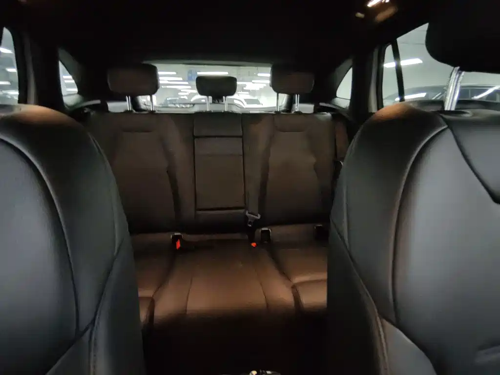 Mercedes-Benz GLA — миниатюра 15