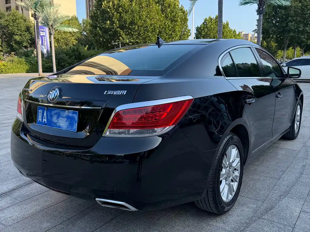 Buick LaCrosse — миниатюра 5