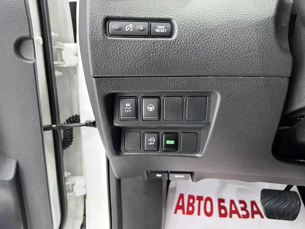 Nissan Qashqai — миниатюра 8