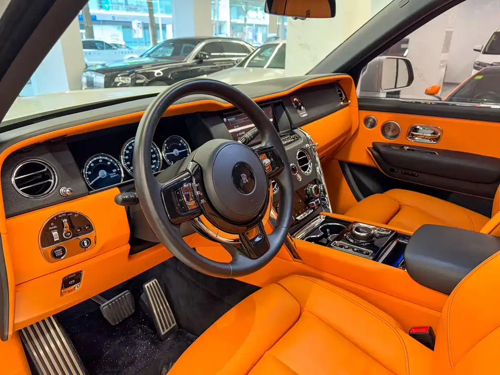 ROLLS-ROYCE CULLINAN