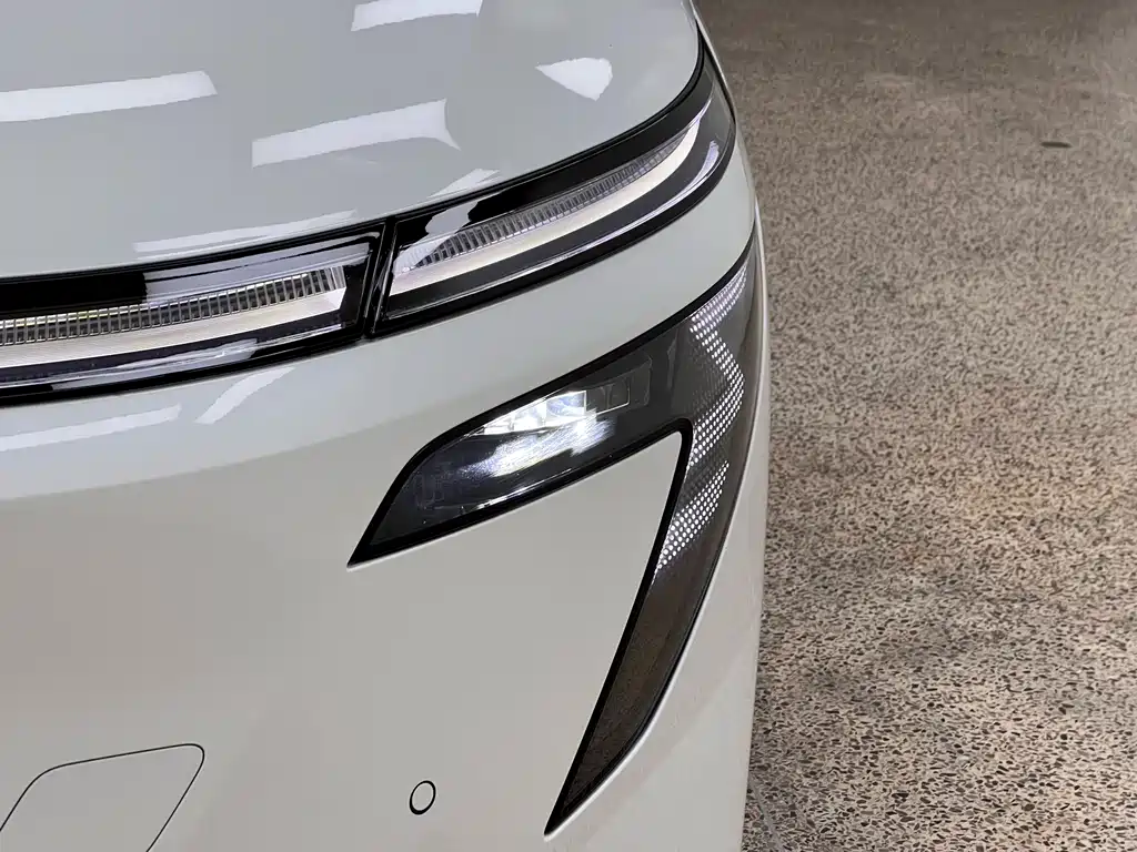 Nissan N7 — миниатюра 8