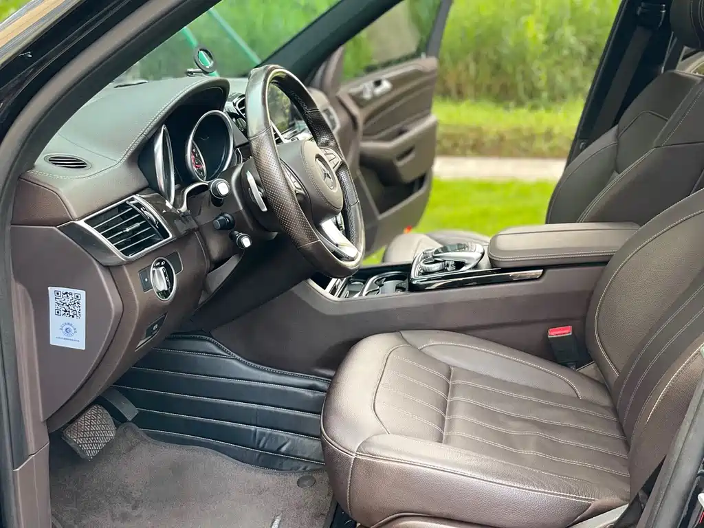 Mercedes-Benz GLS — миниатюра 17