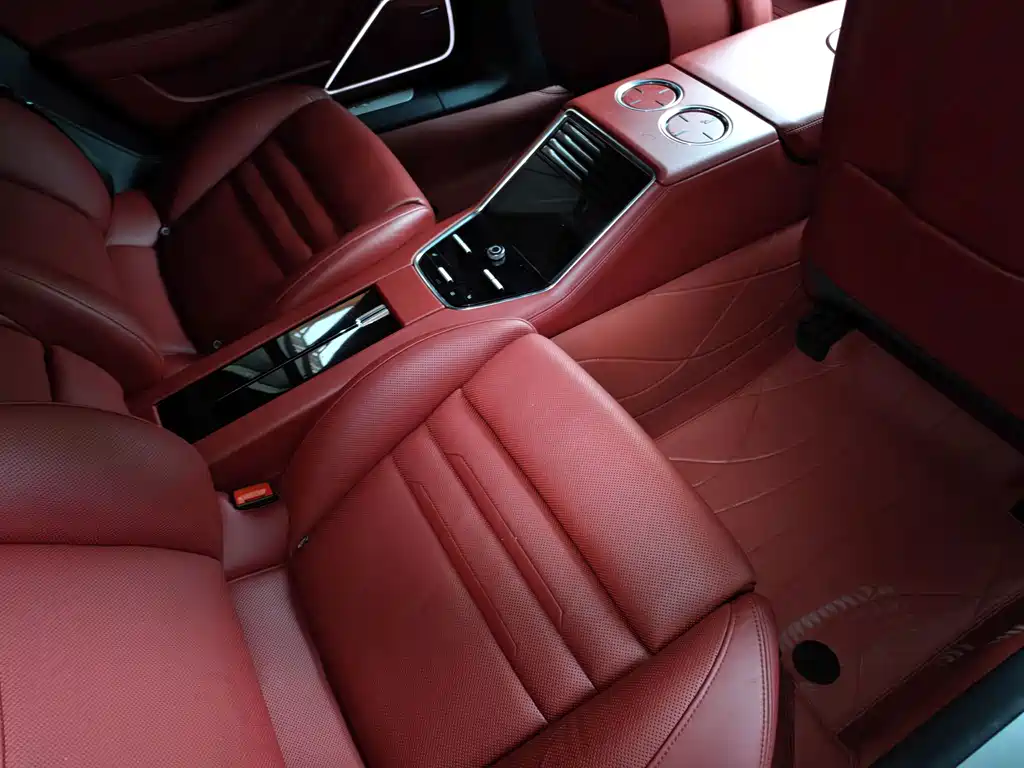 Porsche Panamera — миниатюра 7