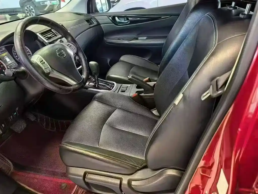 Nissan Tiida — миниатюра 9