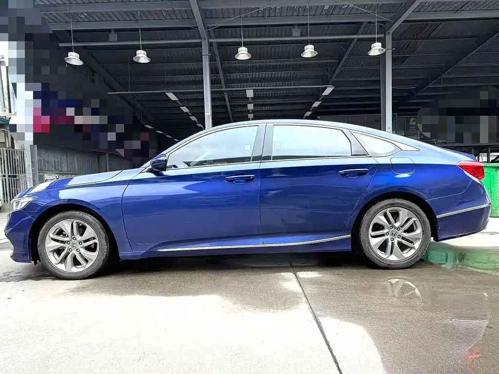 Honda Accord — миниатюра 9