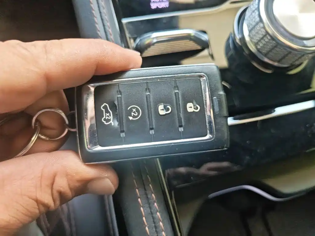 Jeep Grand Cherokee 4xe (Import) — миниатюра 9