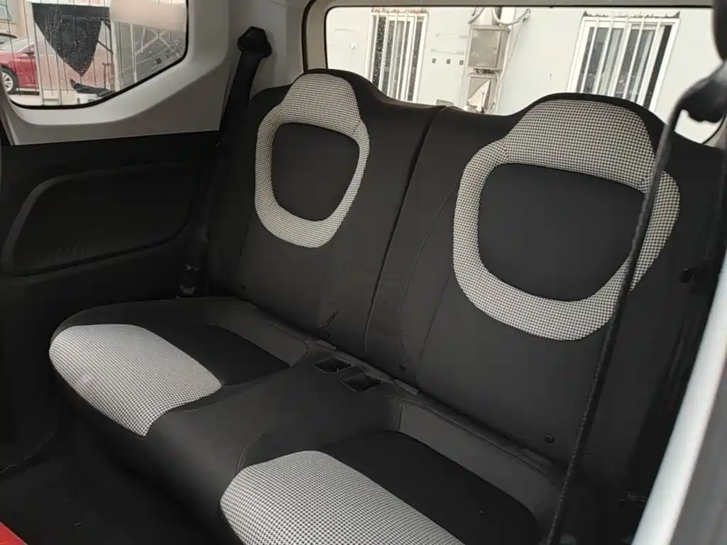 Wuling MINIEV — миниатюра 17
