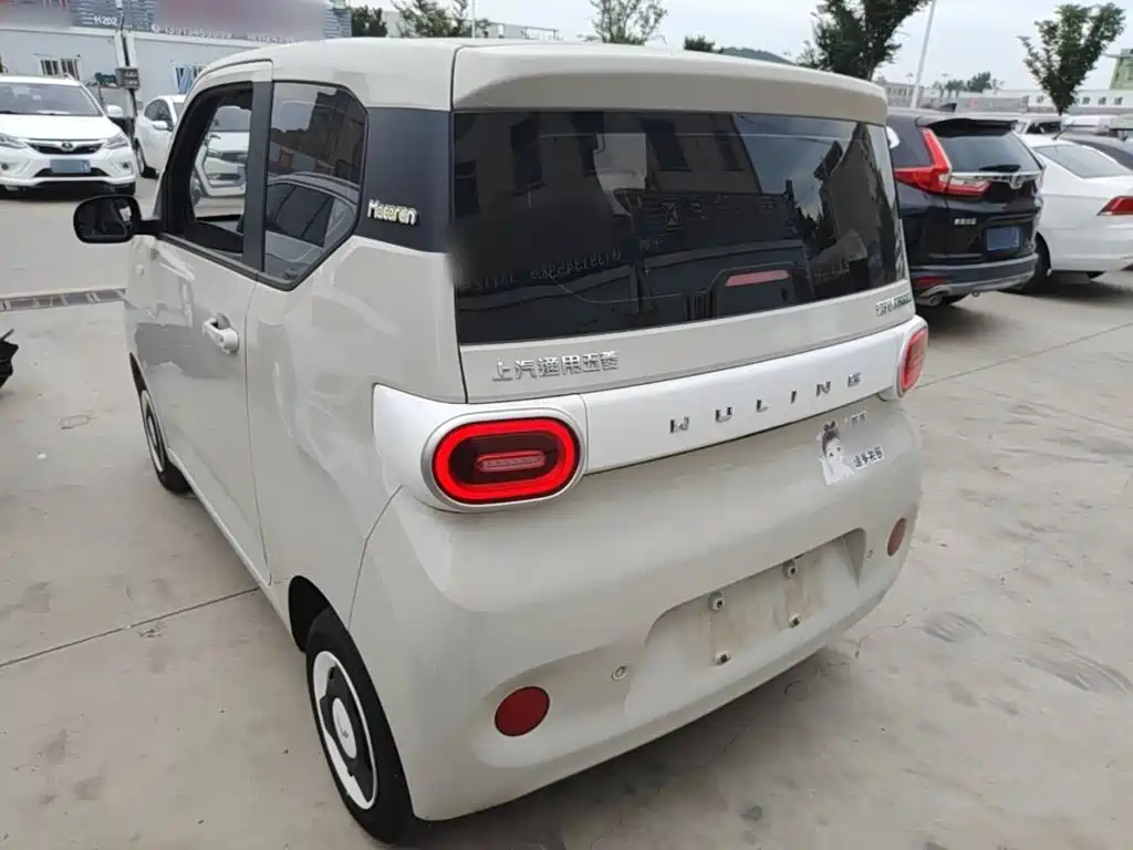 Wuling MINIEV — миниатюра 5