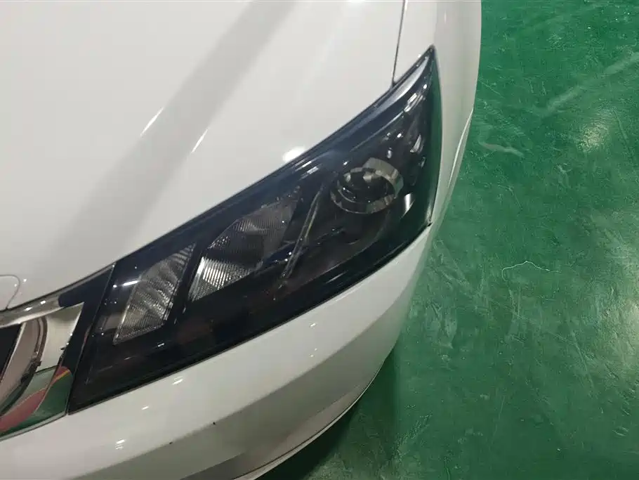 GEELY AUTOMOBILE EMGRAND NEW ENERGY