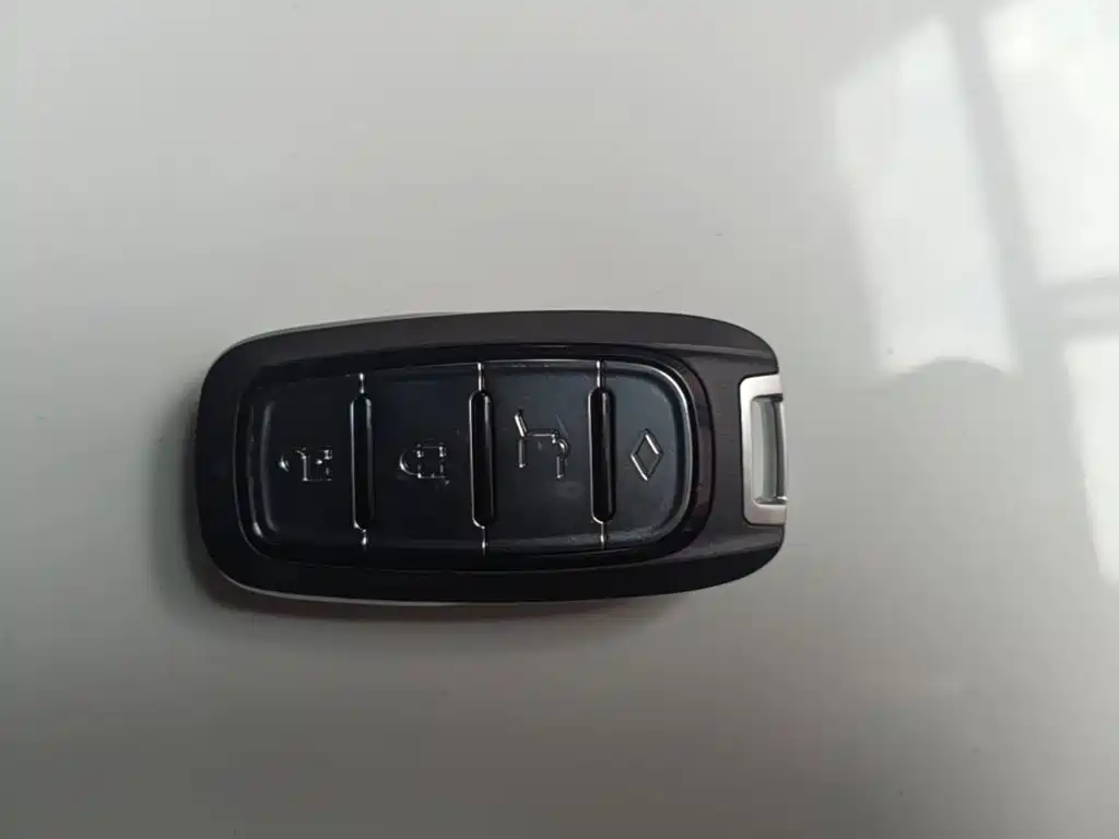Qoros Qoros 3 — миниатюра 11