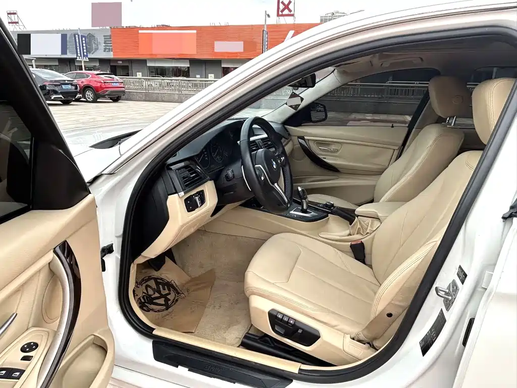 BMW 3 Series — миниатюра 3