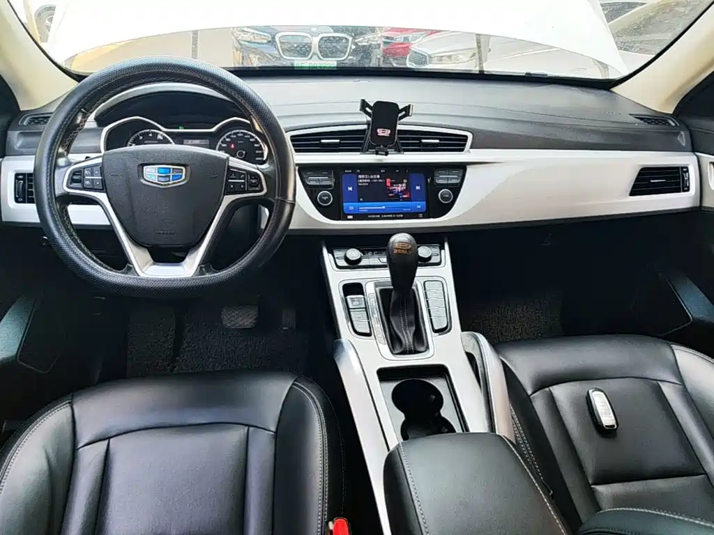 Geely Boyue — миниатюра 10