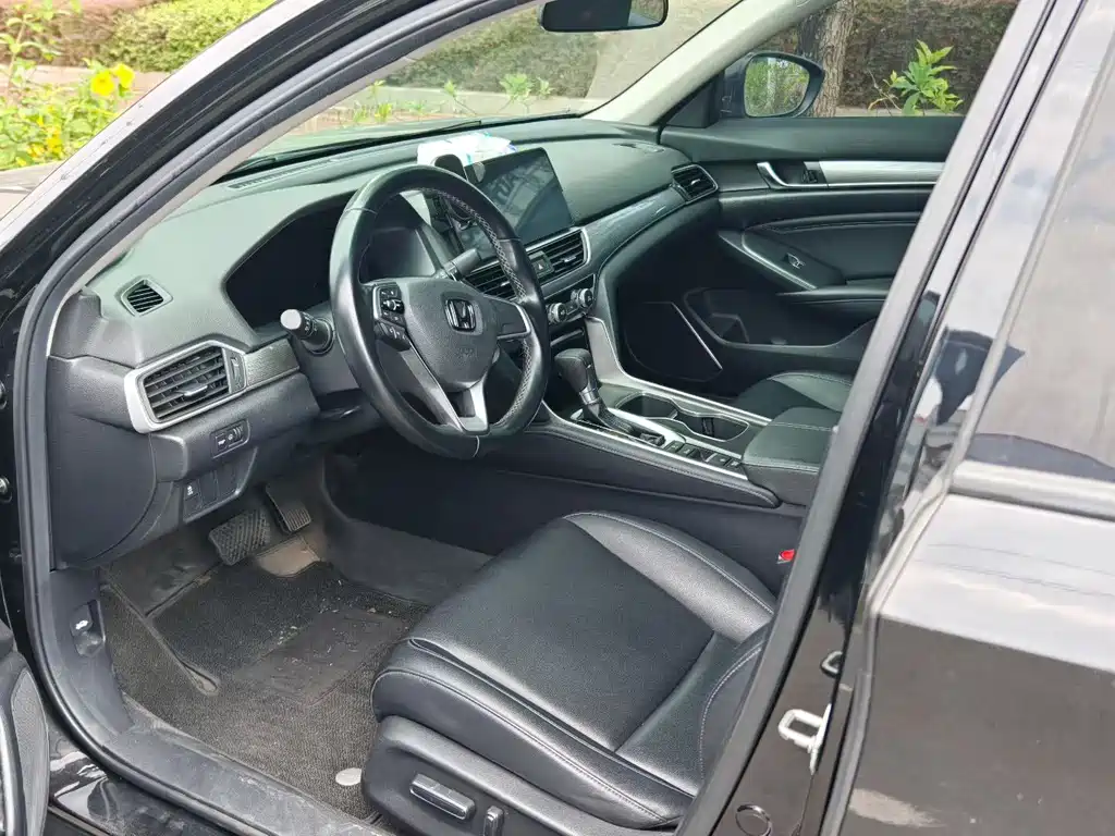 Honda Accord — миниатюра 5