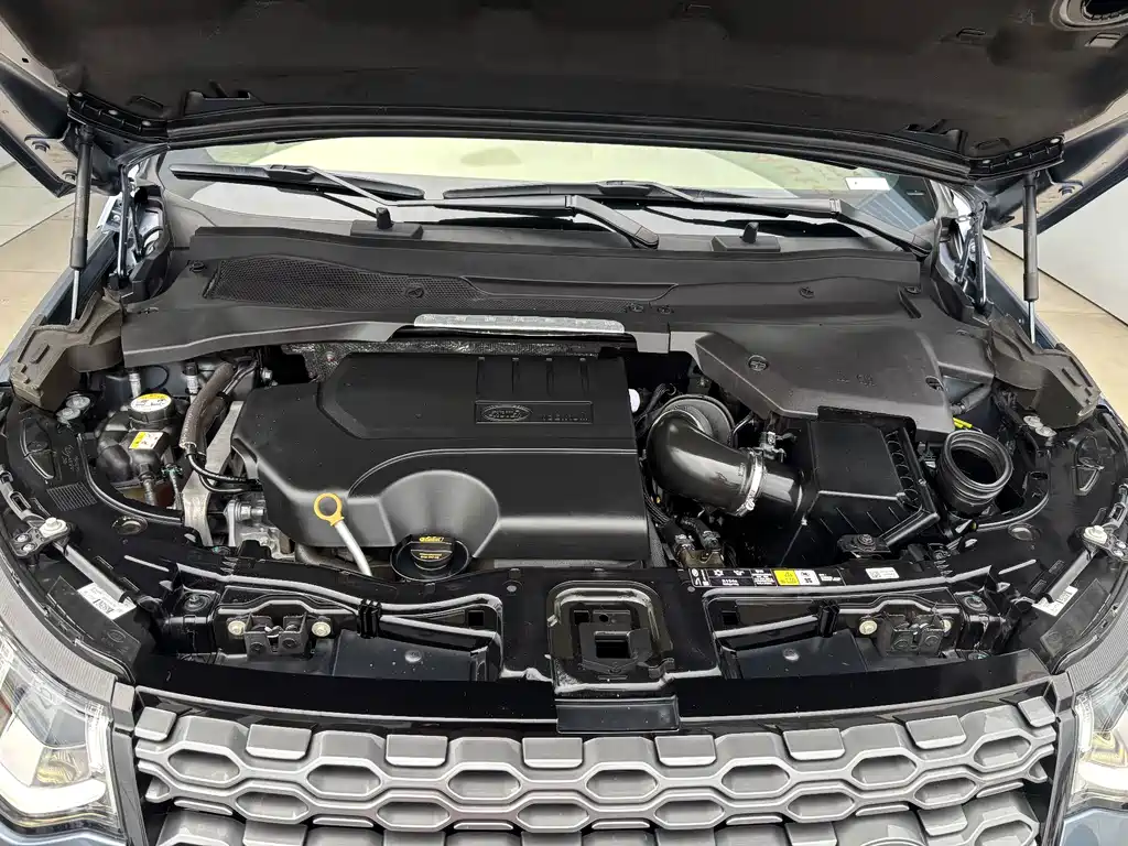 Land Rover Discovery Sport — миниатюра 31