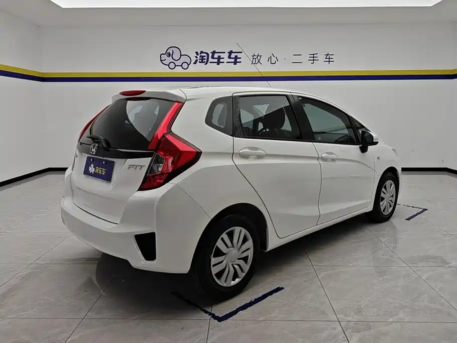 Honda Fit — миниатюра 3