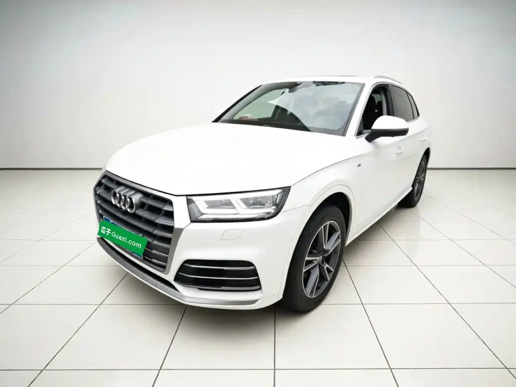 Audi Q5L — миниатюра 2