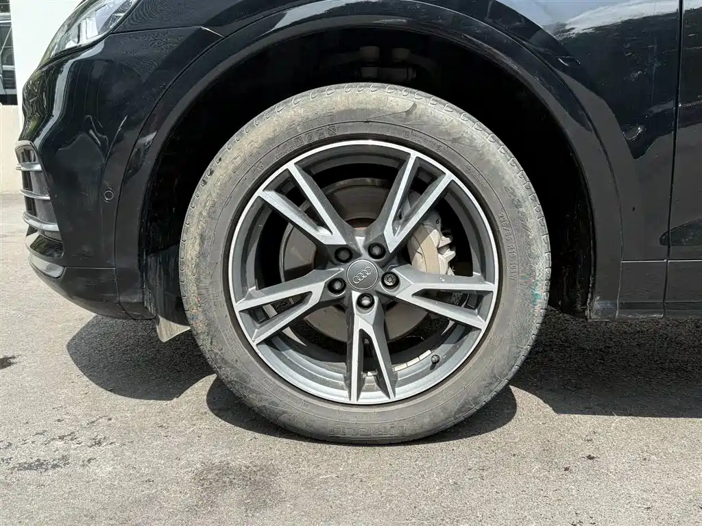 Audi Q5L — миниатюра 20