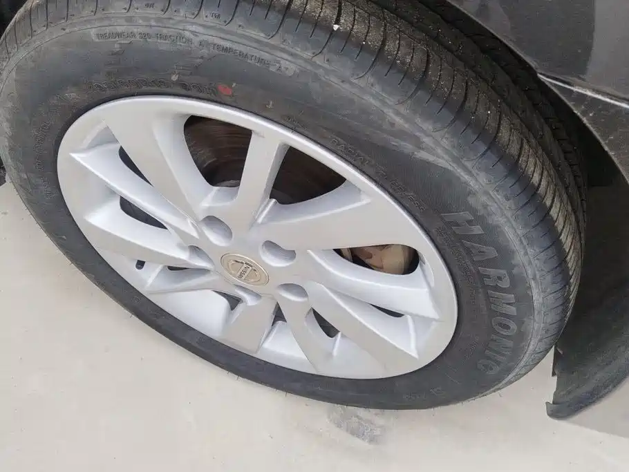 Nissan Sylphy — миниатюра 6