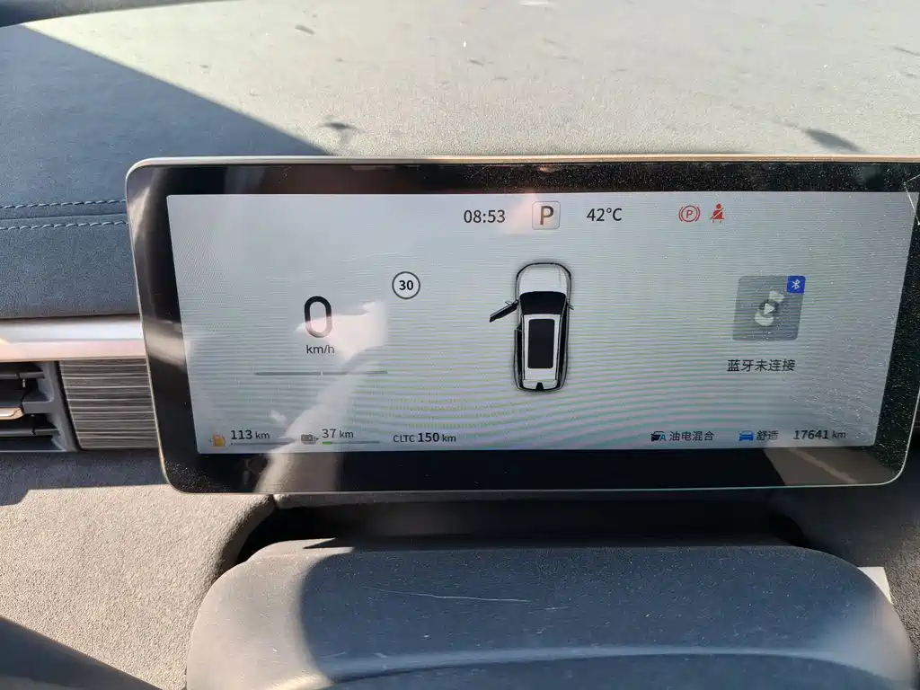 Dongfeng eπ008 2024 210Max 6 мест