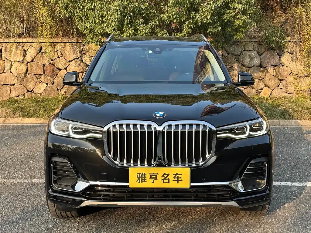 BMW X7 2022 xDrive40i Lead Luxury