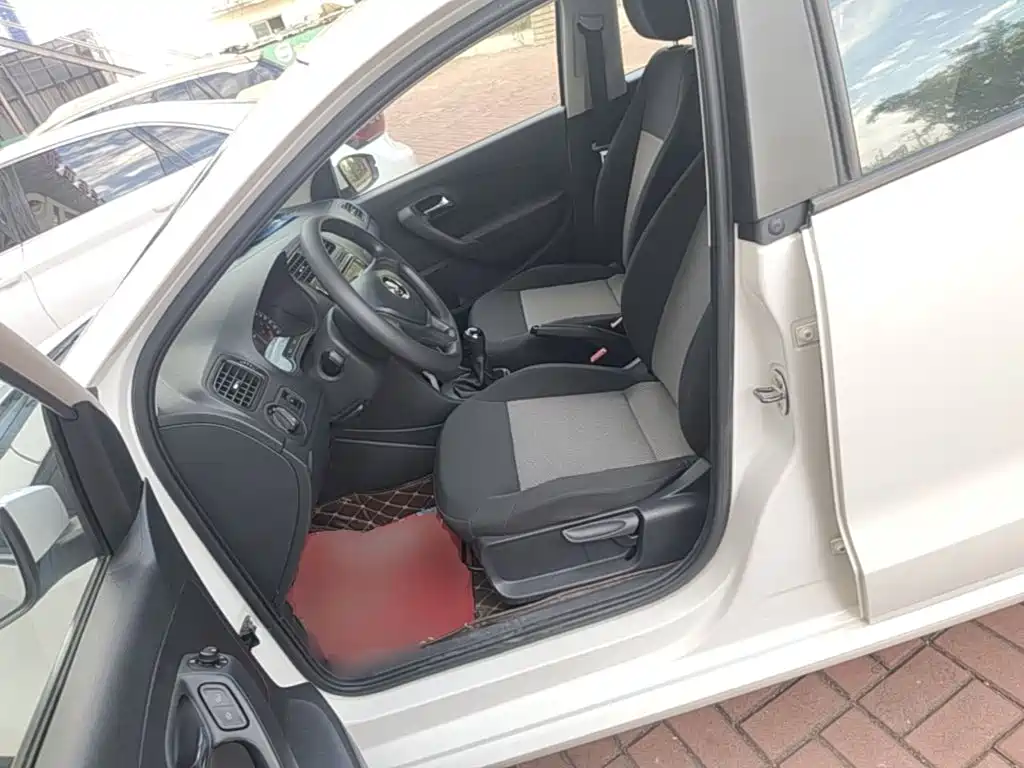 Volkswagen Polo — миниатюра 15