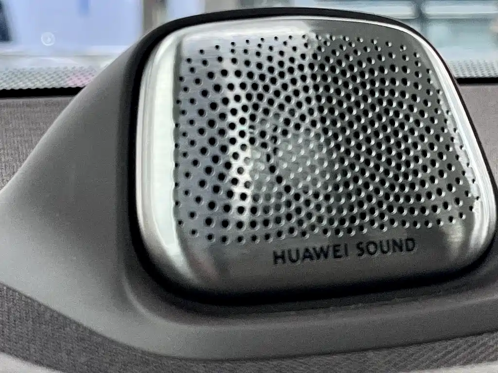 AITO ASK THE WORLD M7