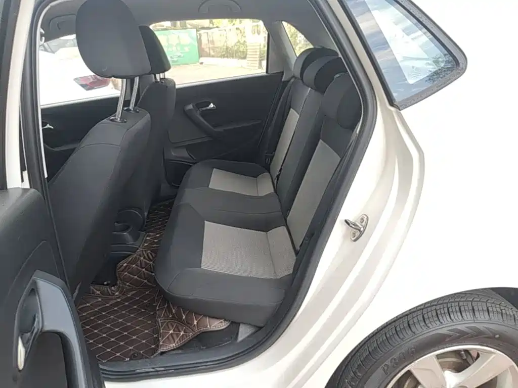 Volkswagen Polo — миниатюра 17