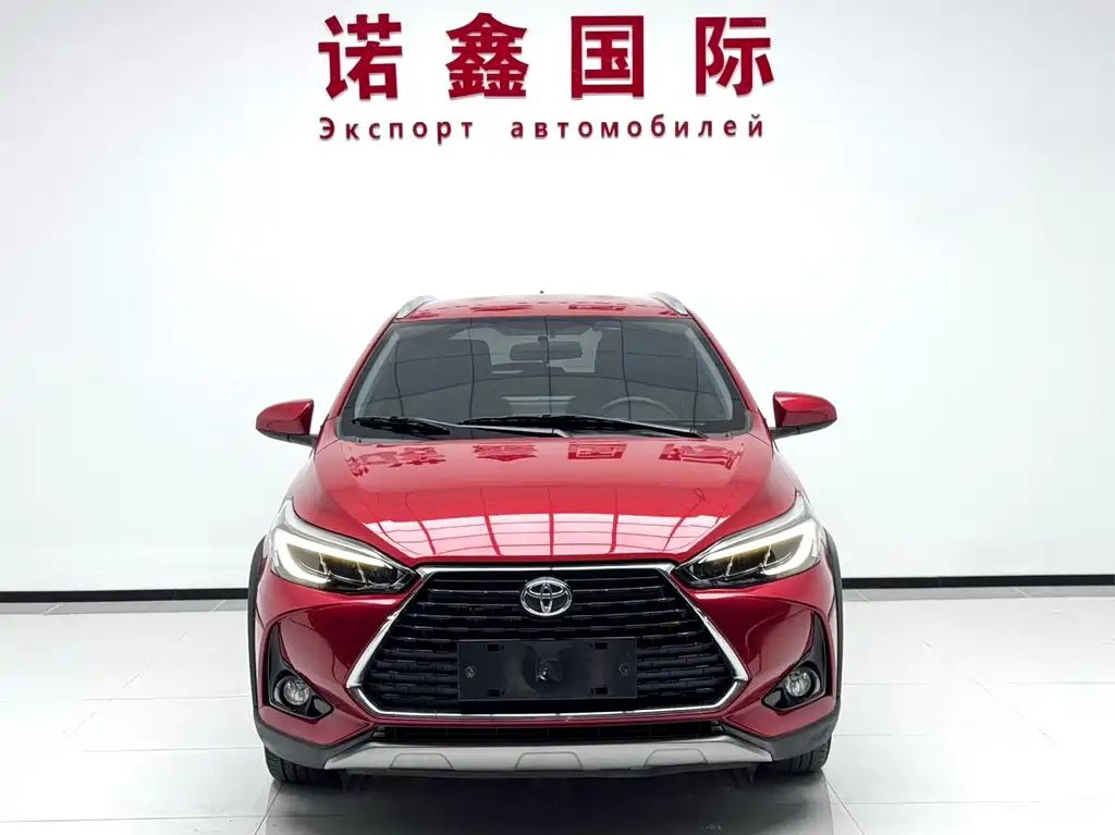 Toyota Yaris L — миниатюра 2