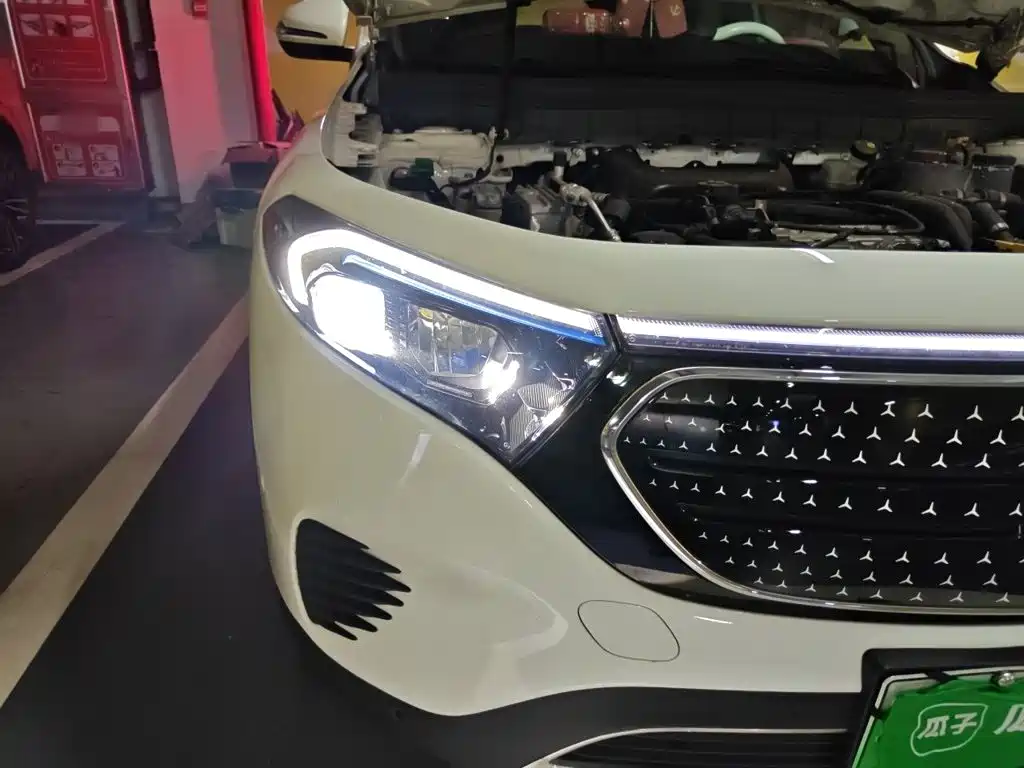 Mercedes-Benz EQB — миниатюра 7