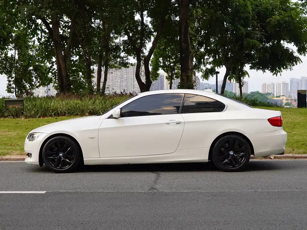 BMW 3 Series (Import) — миниатюра 4