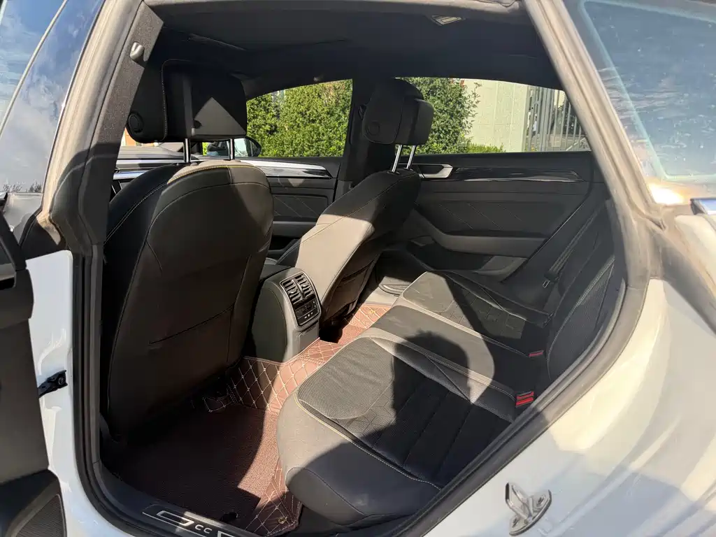 Volkswagen CC — миниатюра 4