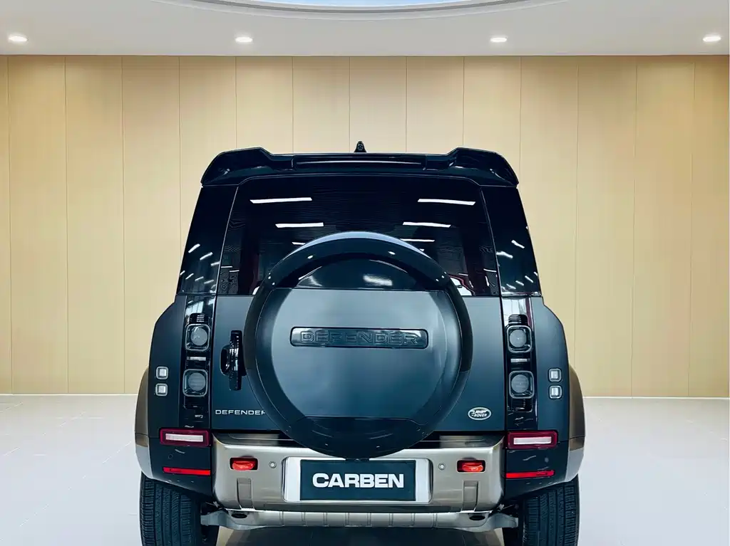 Land Rover Defender — миниатюра 8