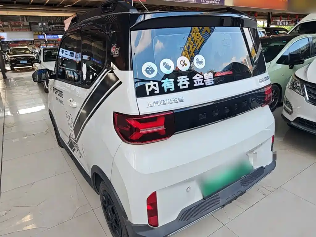 Wuling MINIEV — миниатюра 5