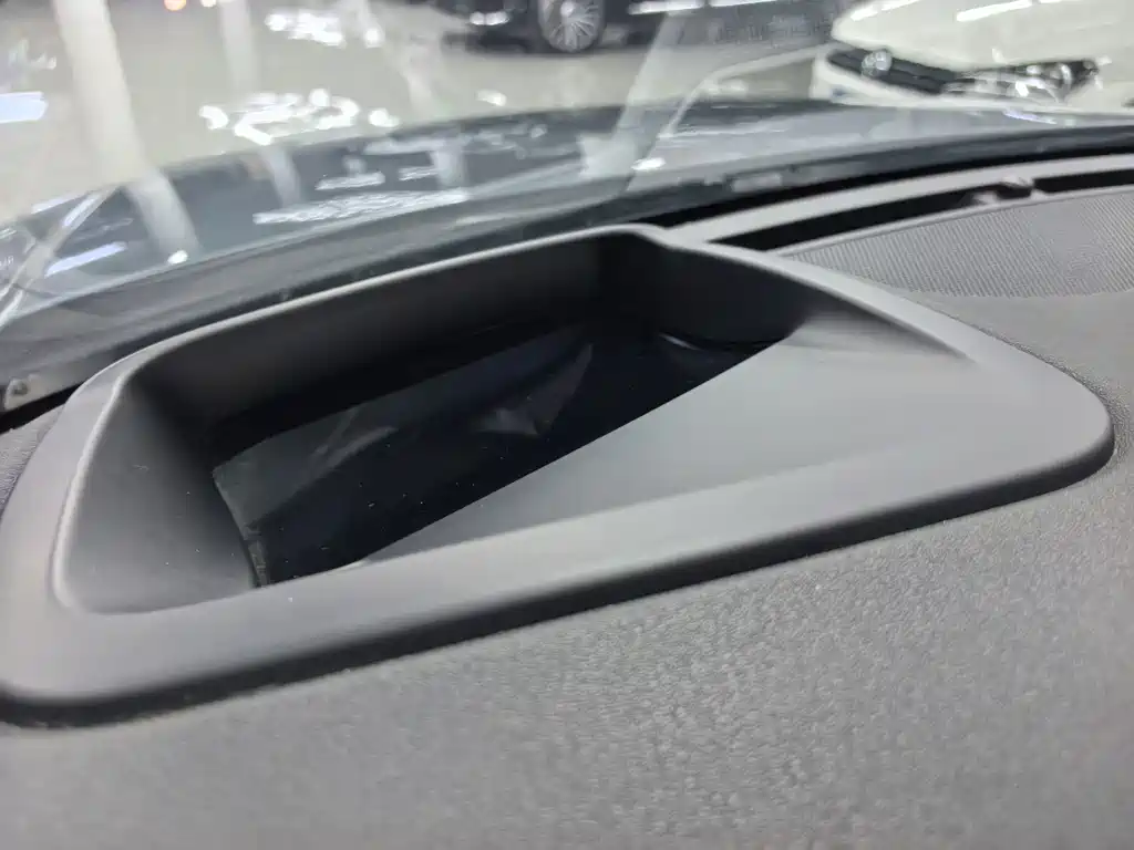 Land Rover Evoque — миниатюра 17