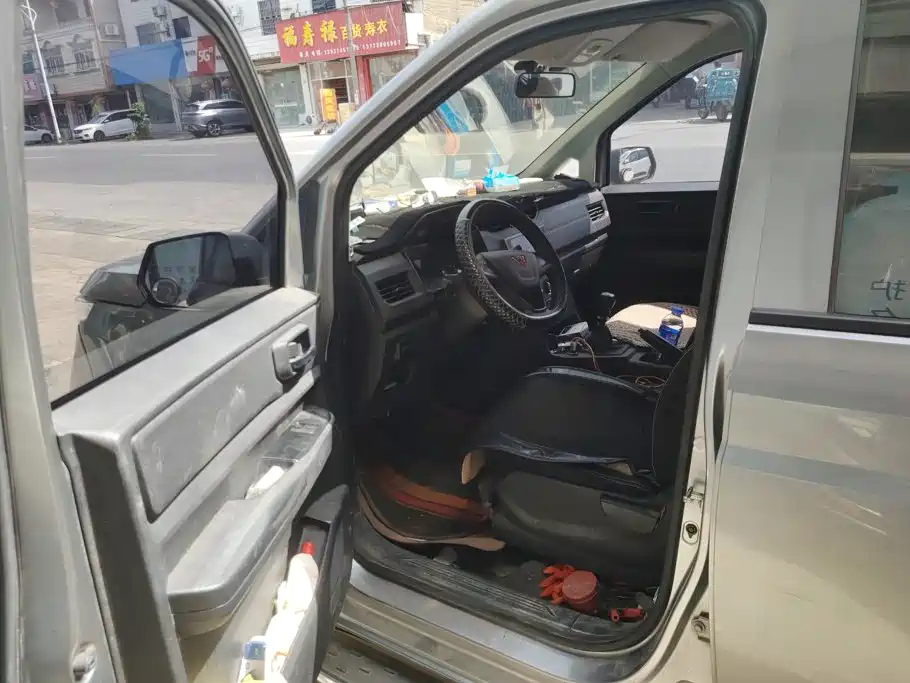 Wuling Hongguang PLUS — миниатюра 9